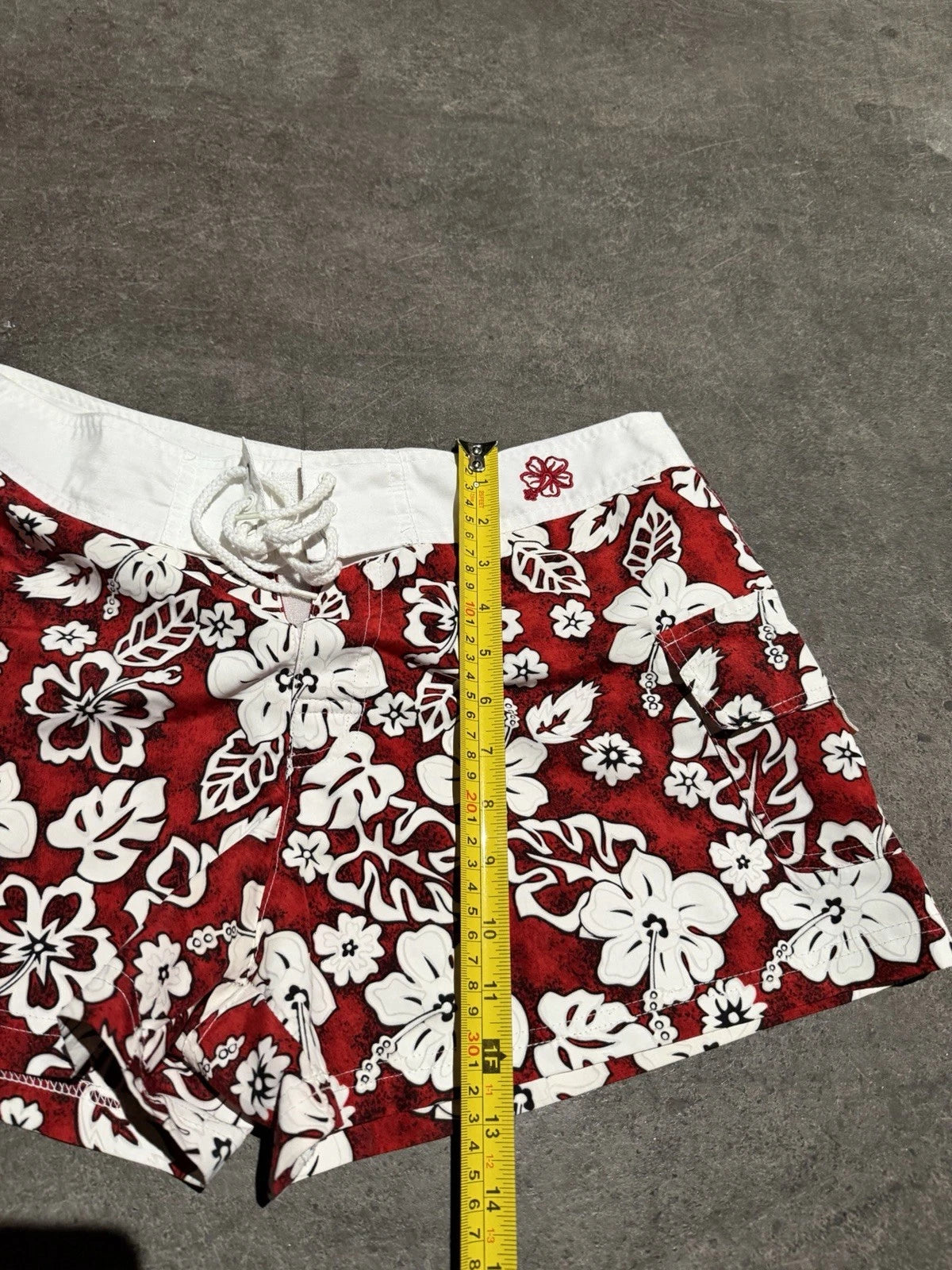Vintage Y2K Hawaii Surf Beach Girl Micro Board Shorts Large